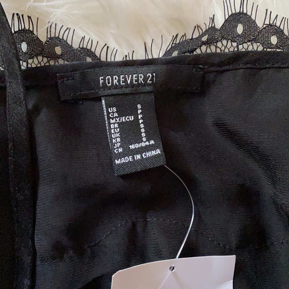 NWT forever 21 satin lace trimmed camisole - Picture 5 of 5